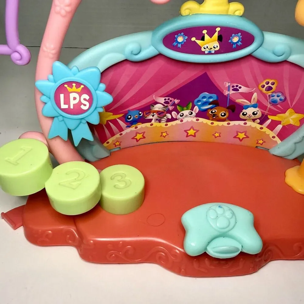 Littlest Pet Shop Tricks N Talents Talent Show Stage Playset 2006 Hasbro LPS